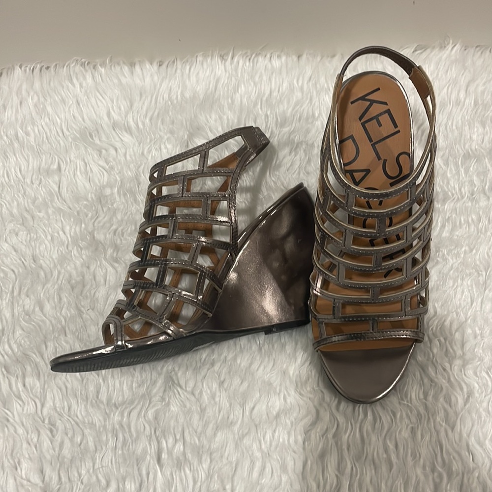 Kelsi Dagger bronze sandals